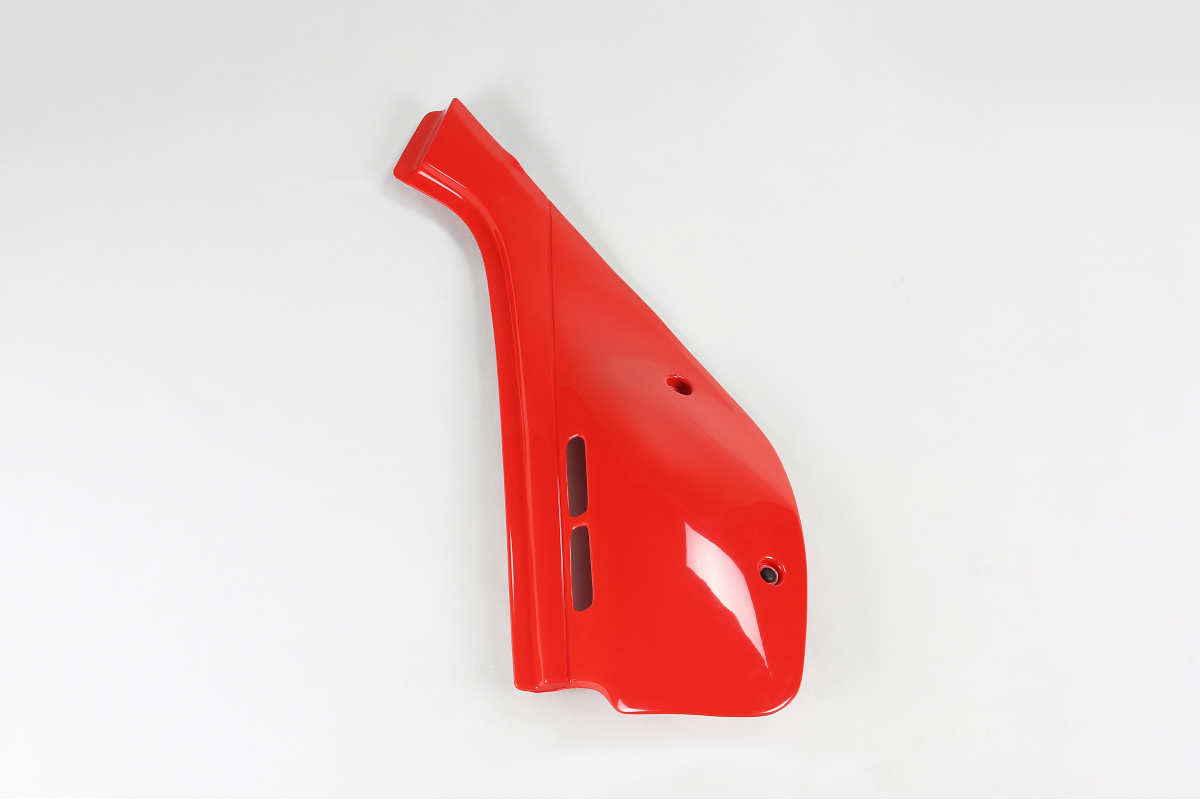 Side panels / Right side - red 069 - Honda - REPLICA PLASTICS - HO02640-069 - UFO Plast