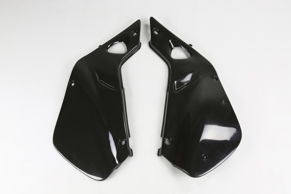 Side Panels black for Honda CR 125 (1998-99) - CR 250 (1997-99) - REPLICA PLASTICS - HO03602-001 - Ufo Plast