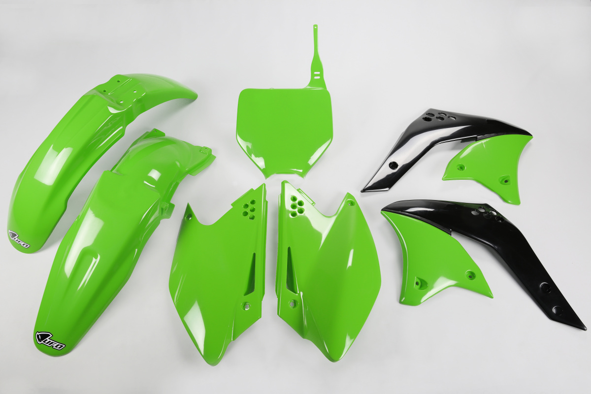 Plastic Kit green for Kawasaki KXF 250 (2006) - REPLICA PLASTICS - KAKIT204-026 - Ufo Plast