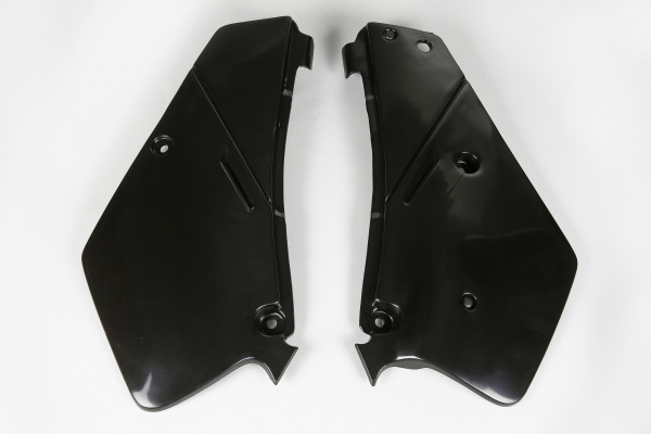 Side panels - black - Suzuki - REPLICA PLASTICS - SU03963-001 - UFO Plast