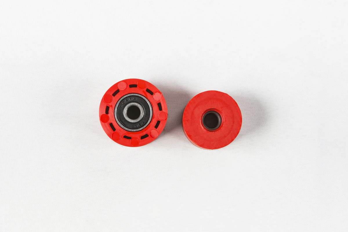 Mixed spare parts / Chain roller - red 070 - Honda - REPLICA PLASTICS - HO04653-070 - UFO Plast