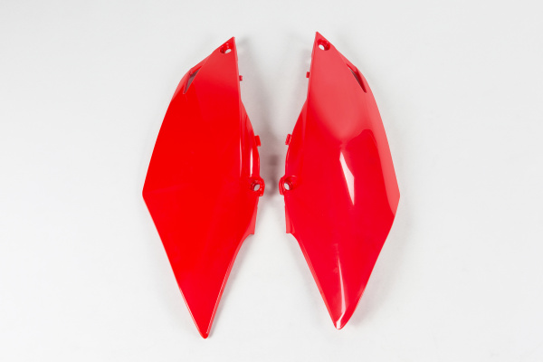 Side panels - red 070 - Honda - REPLICA PLASTICS - HO04669-070 - UFO Plast